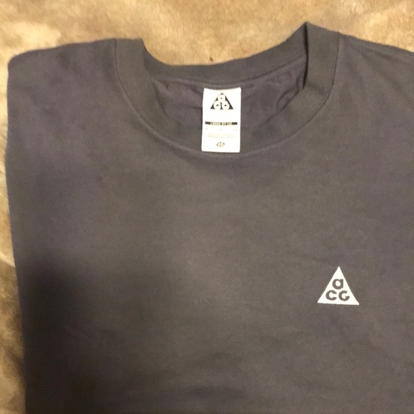Nike ACG Other - Nike ACG (lavender /grey) T-Shirt